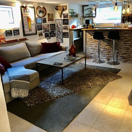 مالمو Suite Apartment With Garden And All Amenities المظهر الخارجي الصورة